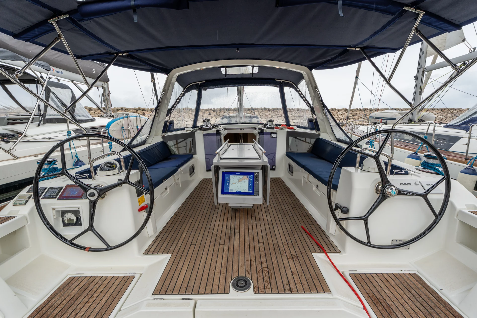 Oceanis 45 (Asteria - Standard line) Cockpit - 19