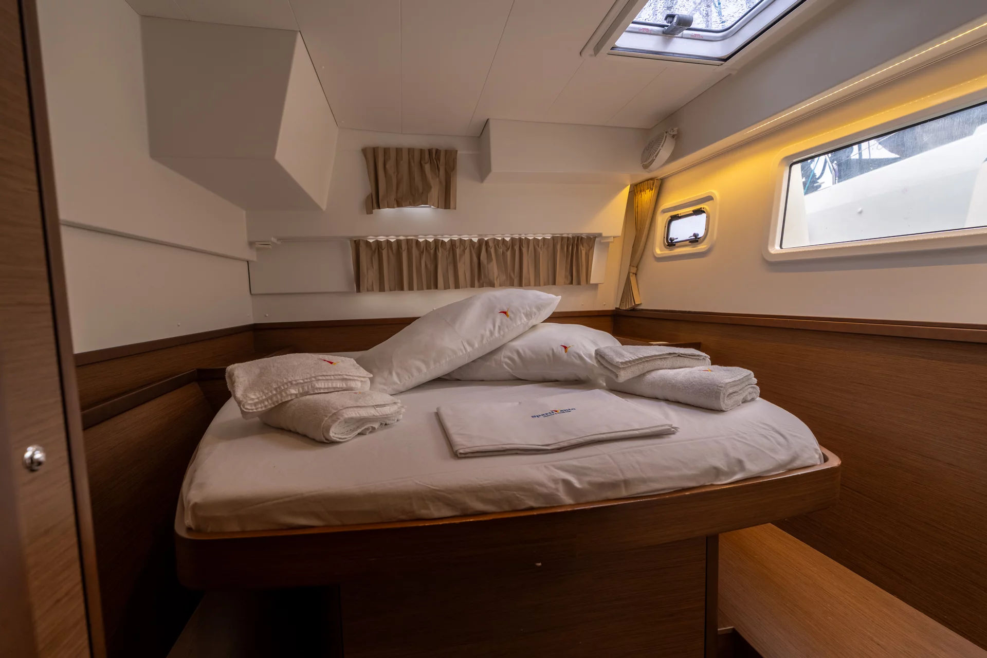 Lagoon 42 (Cappero - Standard line) Cabin - 16
