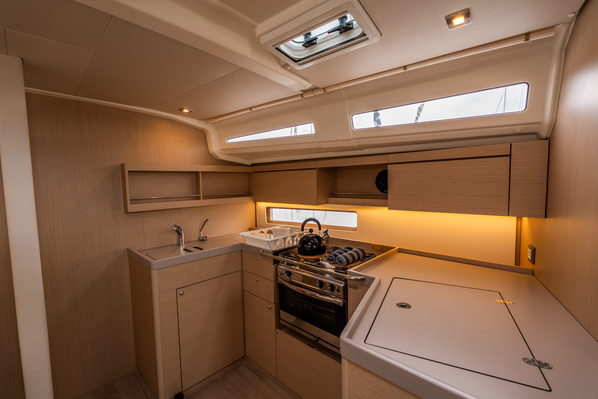 Photo #10 - Oceanis 40.1 (Lyra - Comfort line) in Salerno - 9266