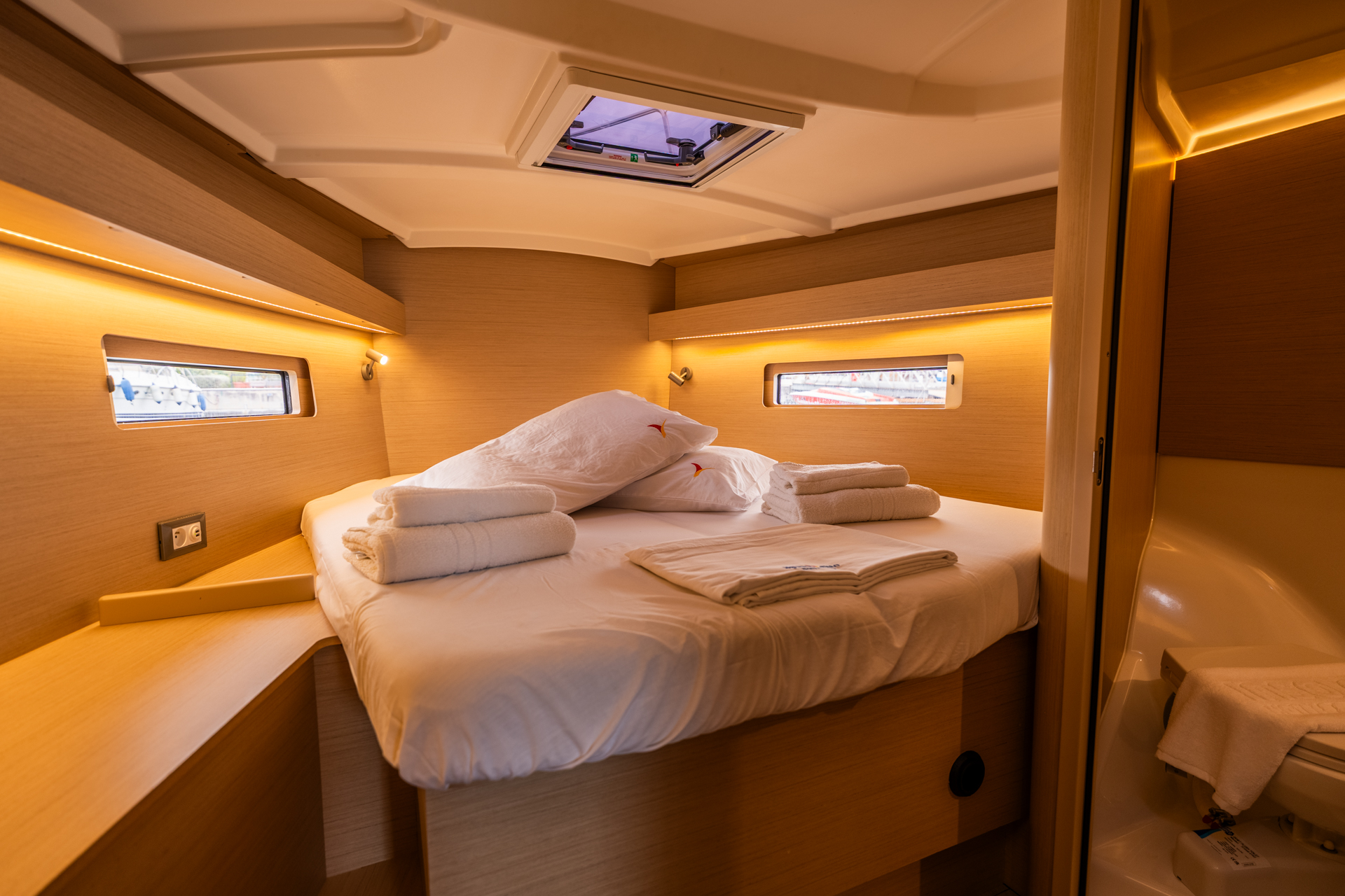 Photo #3 - Oceanis 40.1 (Lyra - Comfort line) in Salerno - 9266