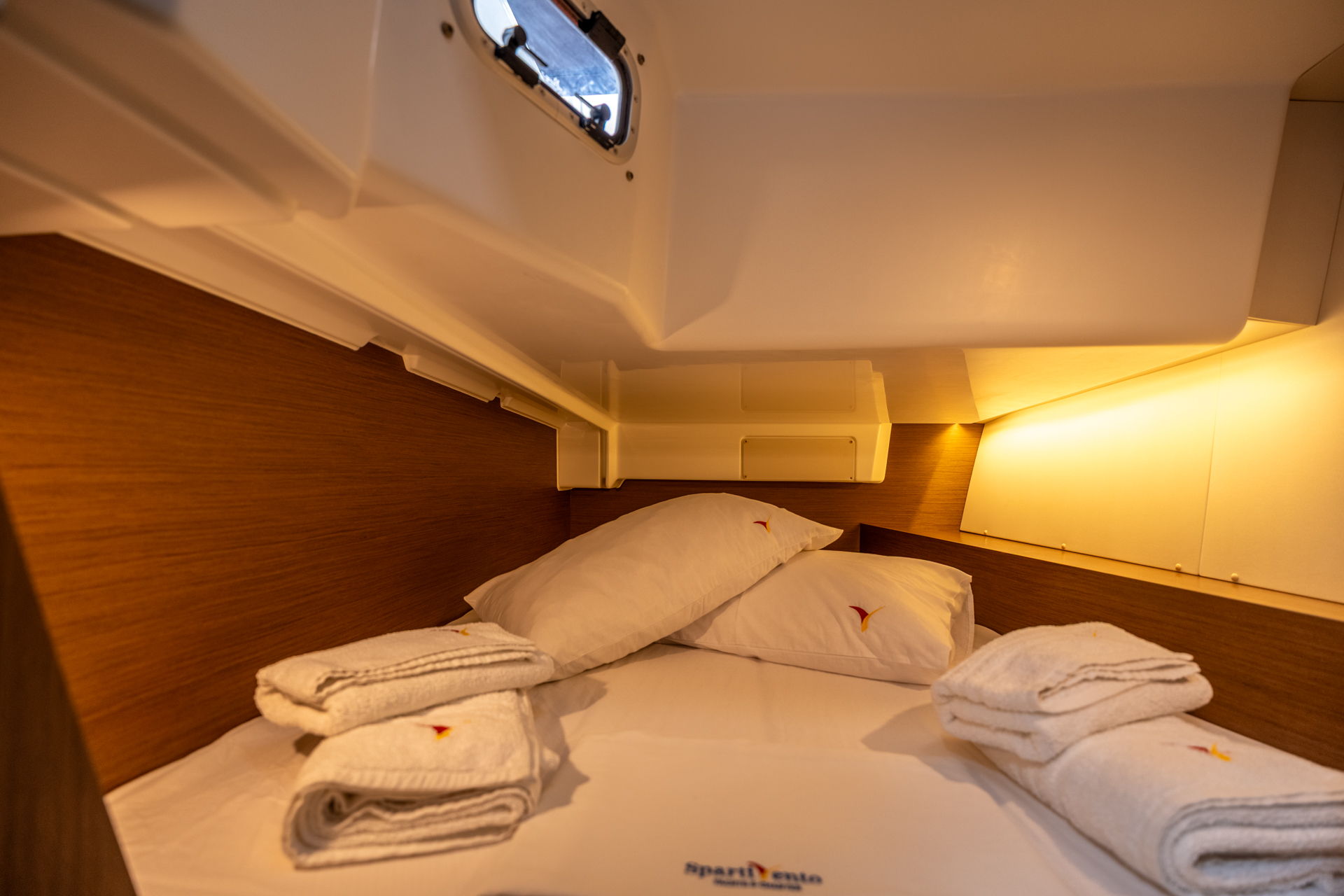 Photo #7 - Oceanis 34.1 (Pluto - Comfort line) en Salerno - 7842