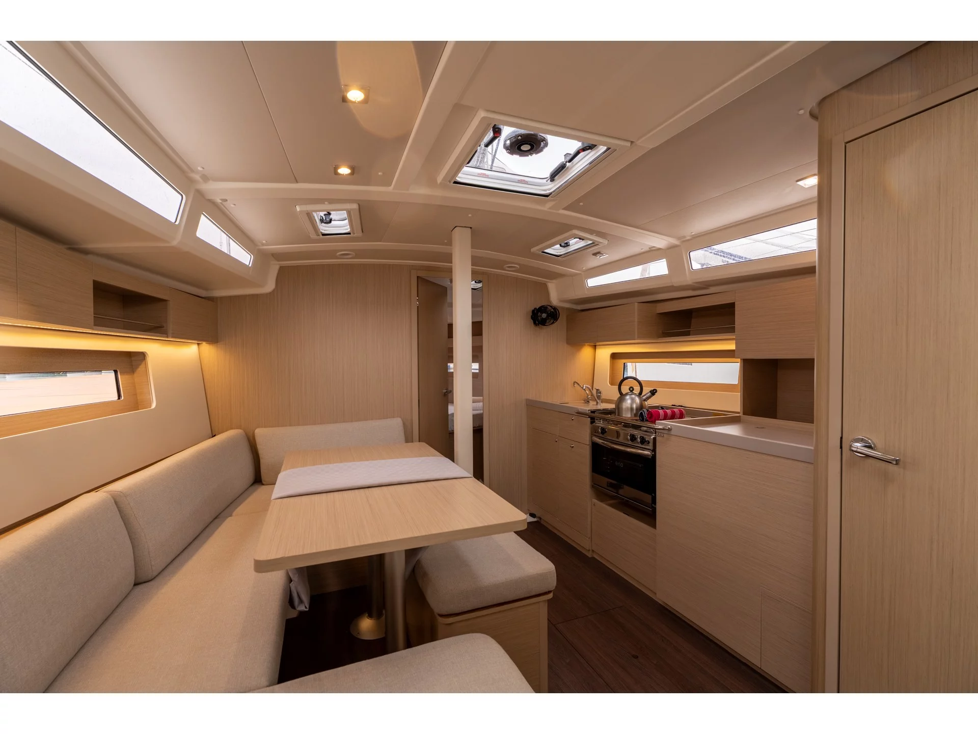 Oceanis 37.1 - 3 cab 2 wc (Scilla - Comfort line) Interior image - 7