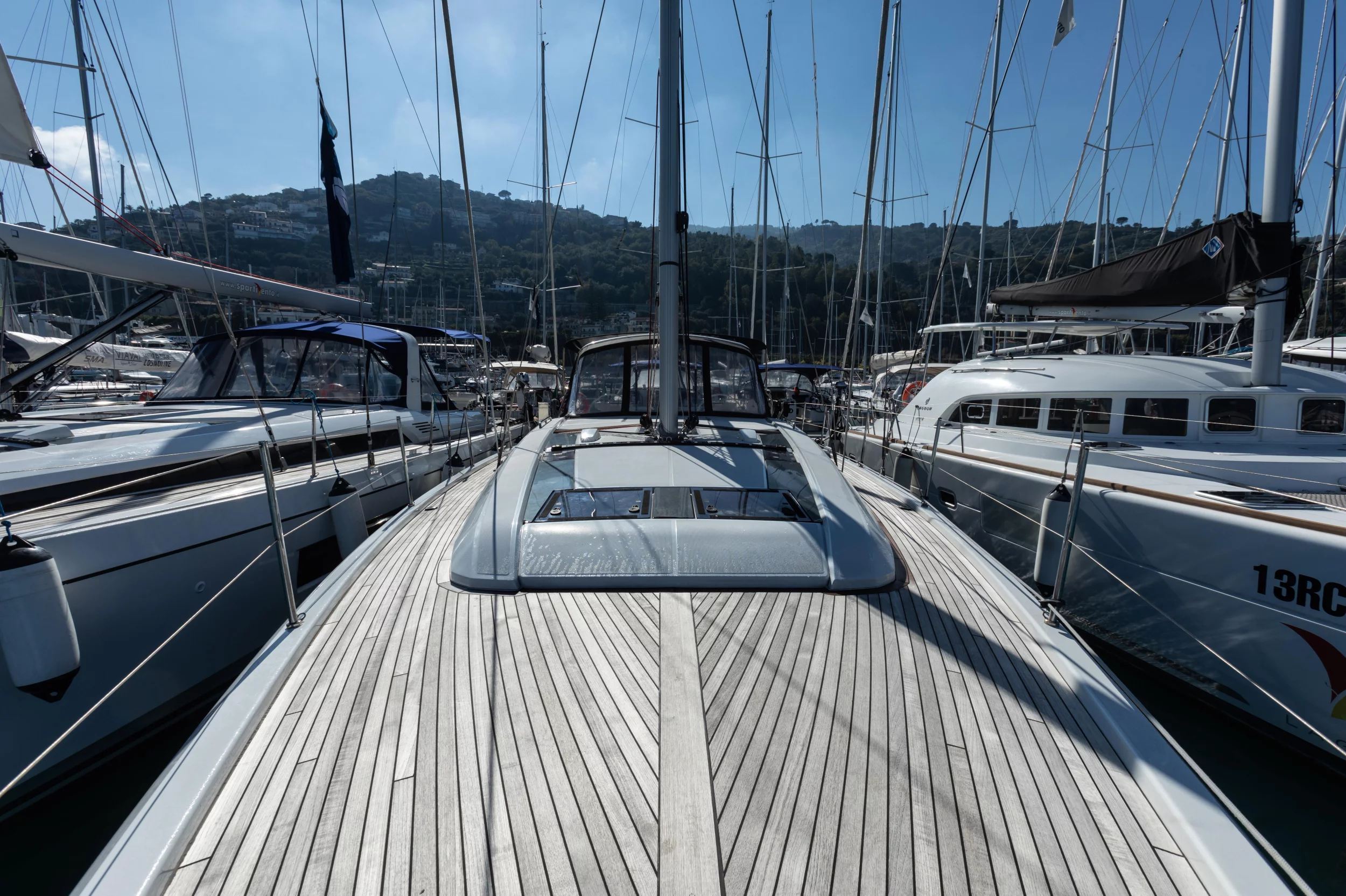 Oceanis 46.1 (Daphne - Standard line)  - 12