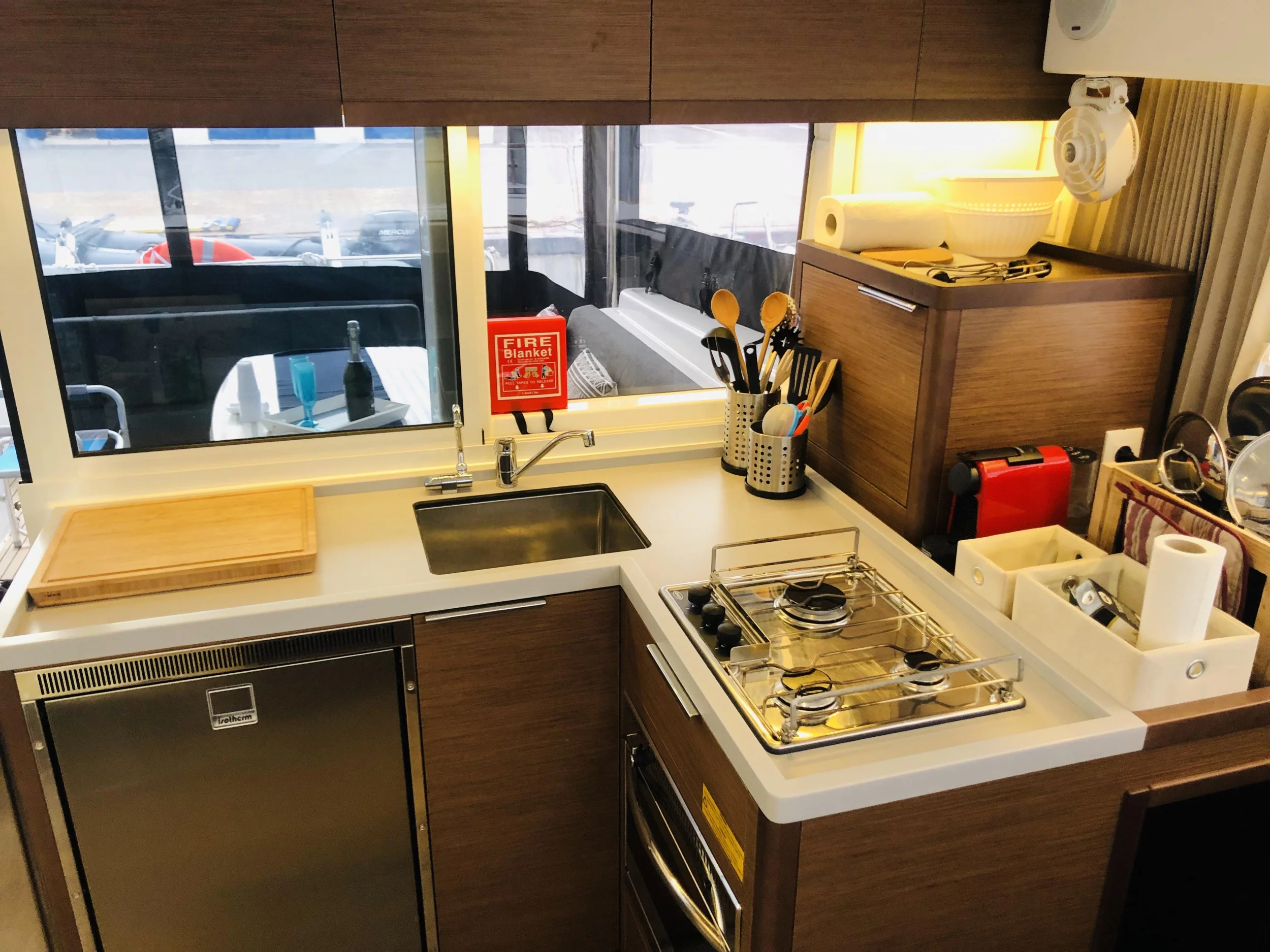 Lagoon 40 (Samana - Standard line) Kitchen - 10