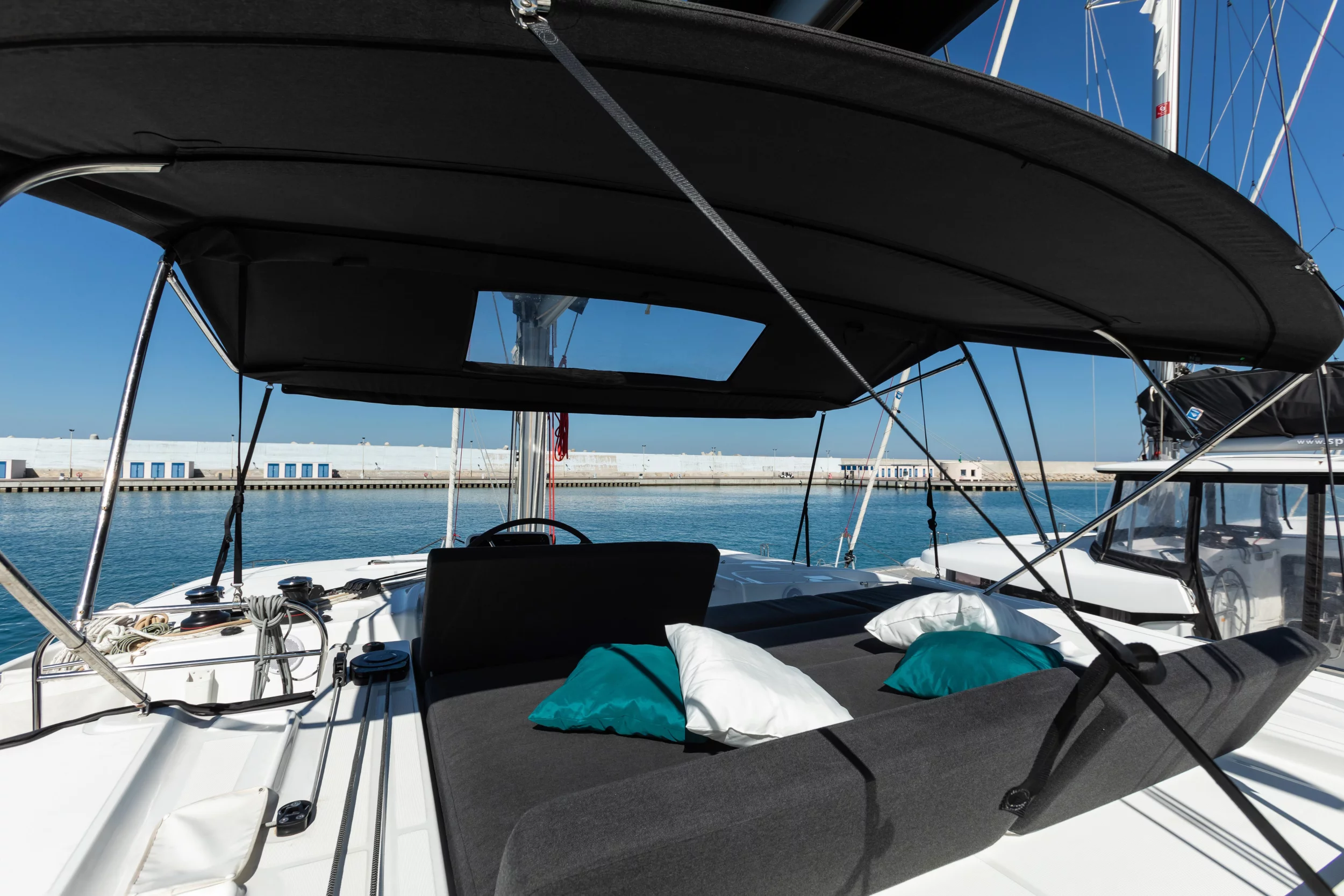 Lagoon 46 (Twenty Cent - Premium line)  - 12