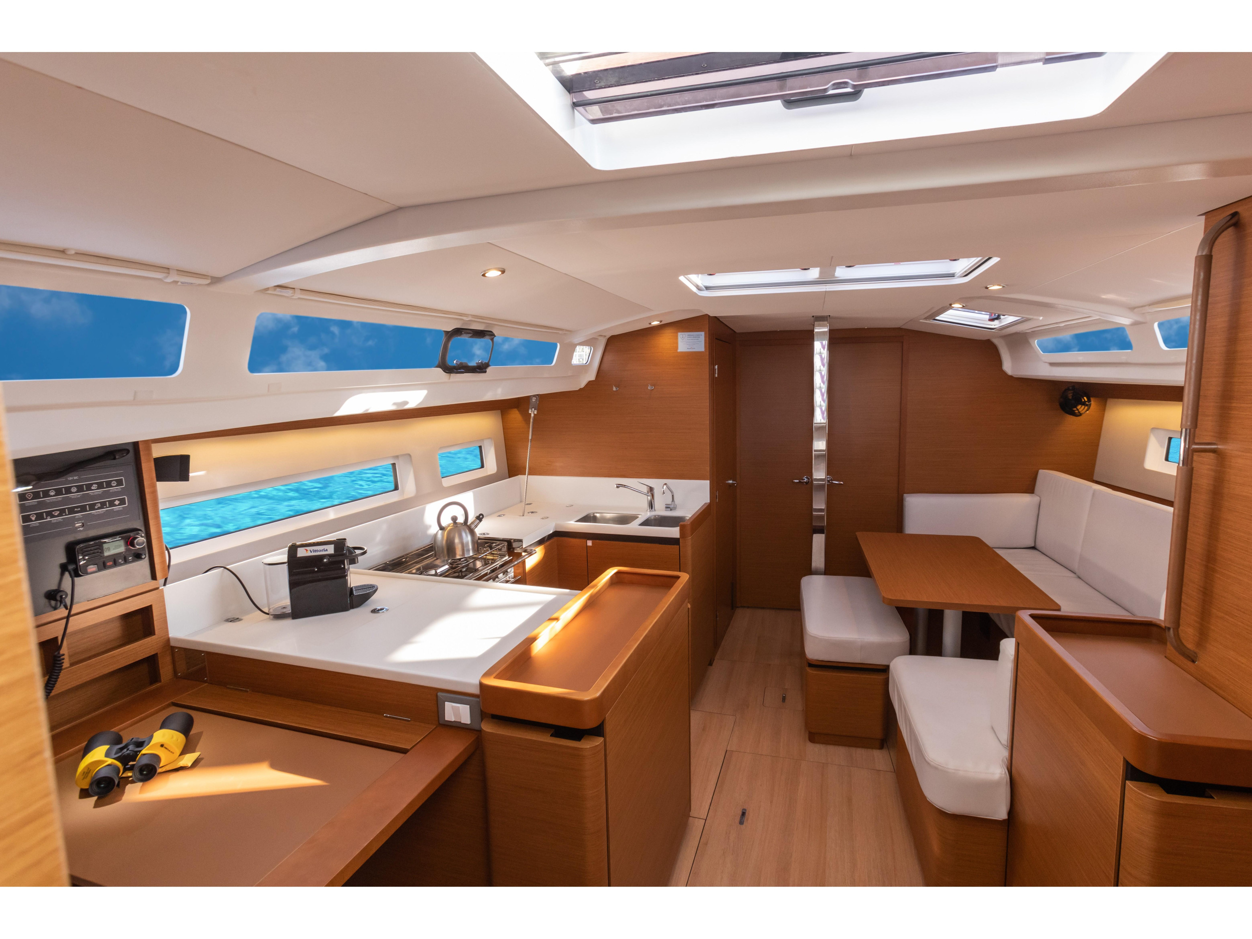Photo #24 - Sun Odyssey 440 (Vittoria - Standard line) in Capo d'Orlando - 25311