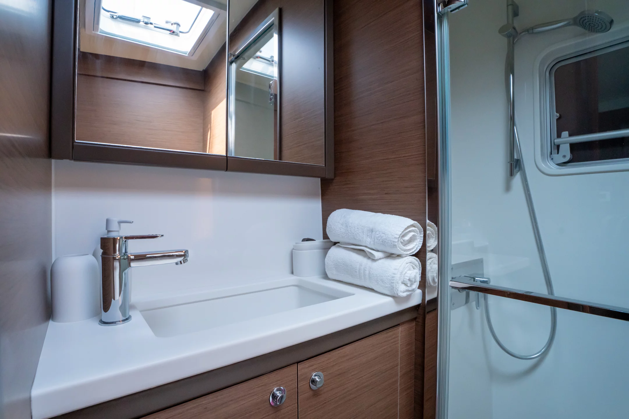 Lagoon 52F (SAILUXE - Fichissimo) Toilet - 25