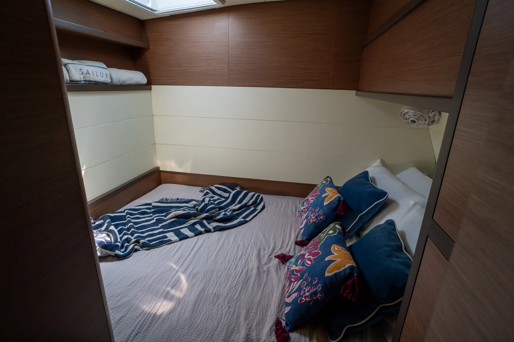 Lagoon 52F (SAILUXE - Fichissimo) Cabin - 2
