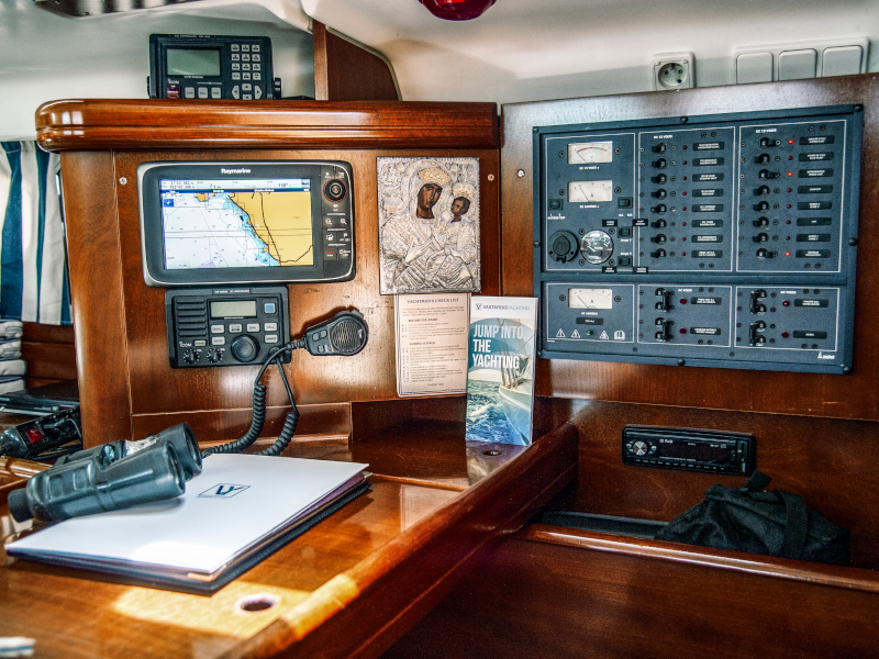 Photo #18 - Oceanis 473 (Vori) in Atene - 18060