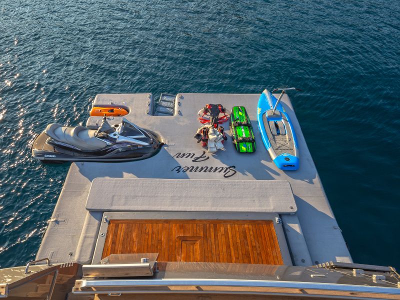 Photo #6 - Admiral 101 (SUMMER FUN) en Athènes - 12339