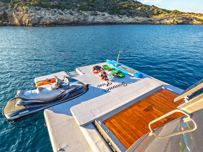 Photo #44 - Admiral 101 (SUMMER FUN) en Athènes - 12339