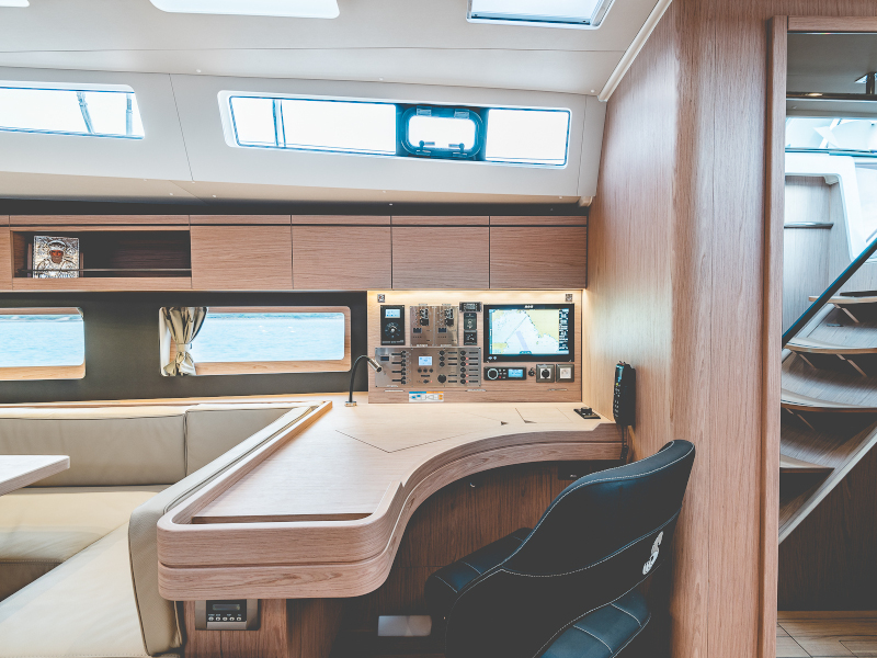 Photo #6 - Oceanis 55.1 (Axis Mundi -GEN-SOLAR-ELEC.WC) en Athènes - 11381