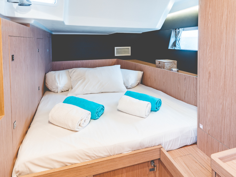 Photo #10 - Oceanis 55.1 (Axis Mundi -GEN-SOLAR-ELEC.WC) en Athènes - 11381