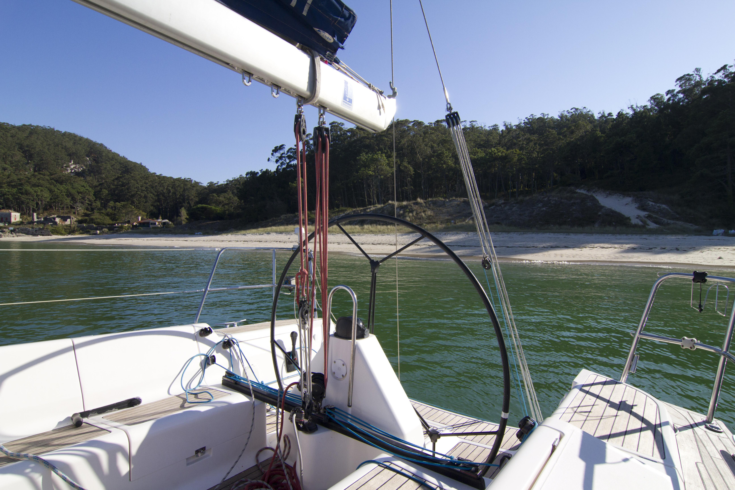 Photo #9 - Elan Performance 37 (Sailway Uno) in Vigo - 4381