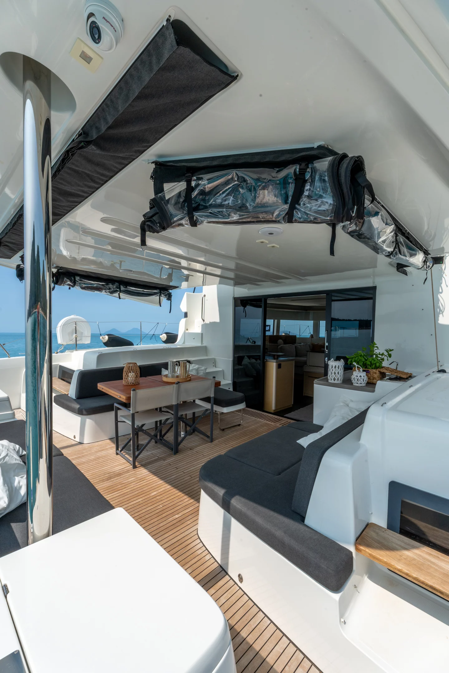 Lagoon 51 - Owner's Version (SAILUXE - Fichetto) Cockpit - 41