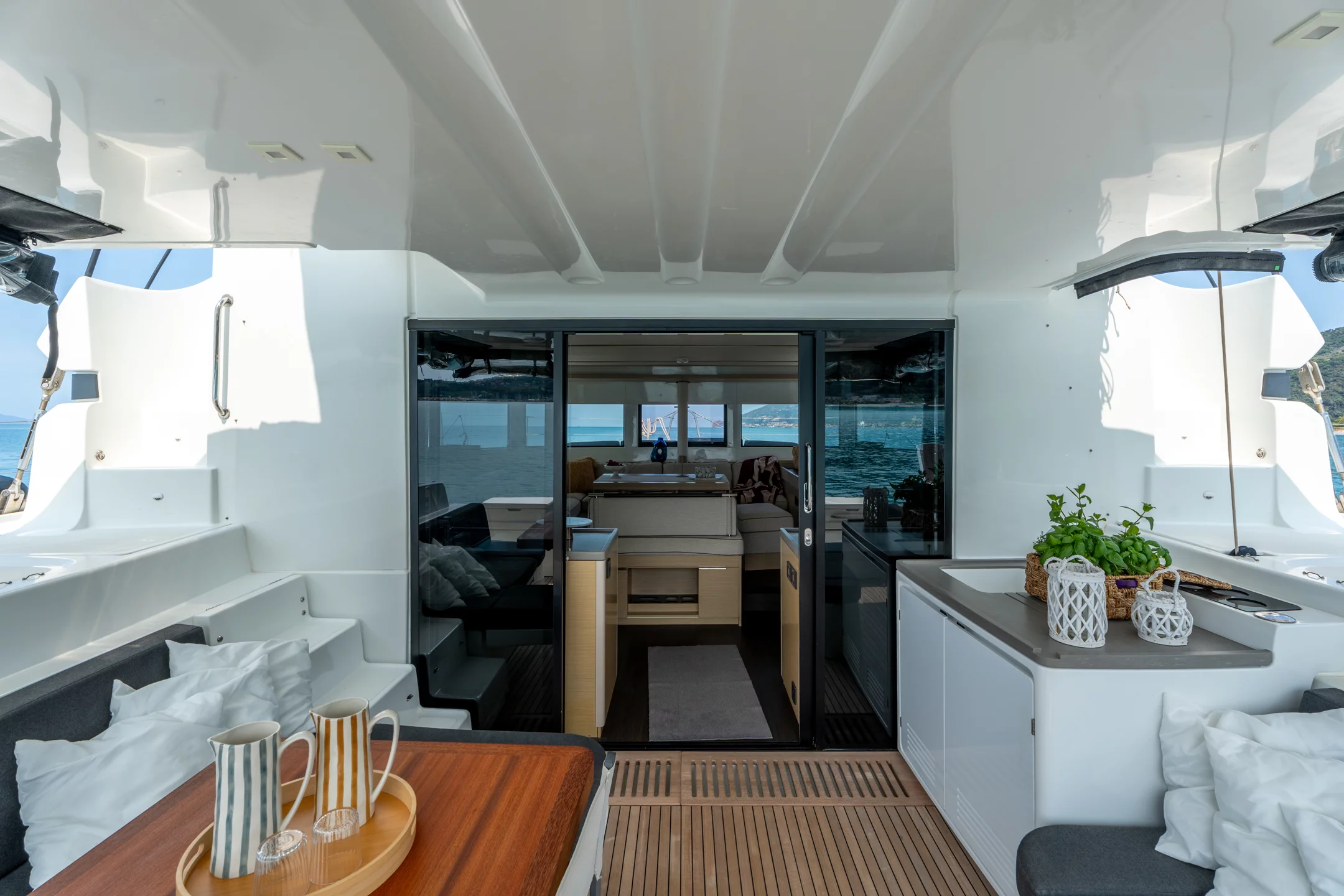 Lagoon 51 - Owner's Version (SAILUXE - Fichetto) Cockpit - 26