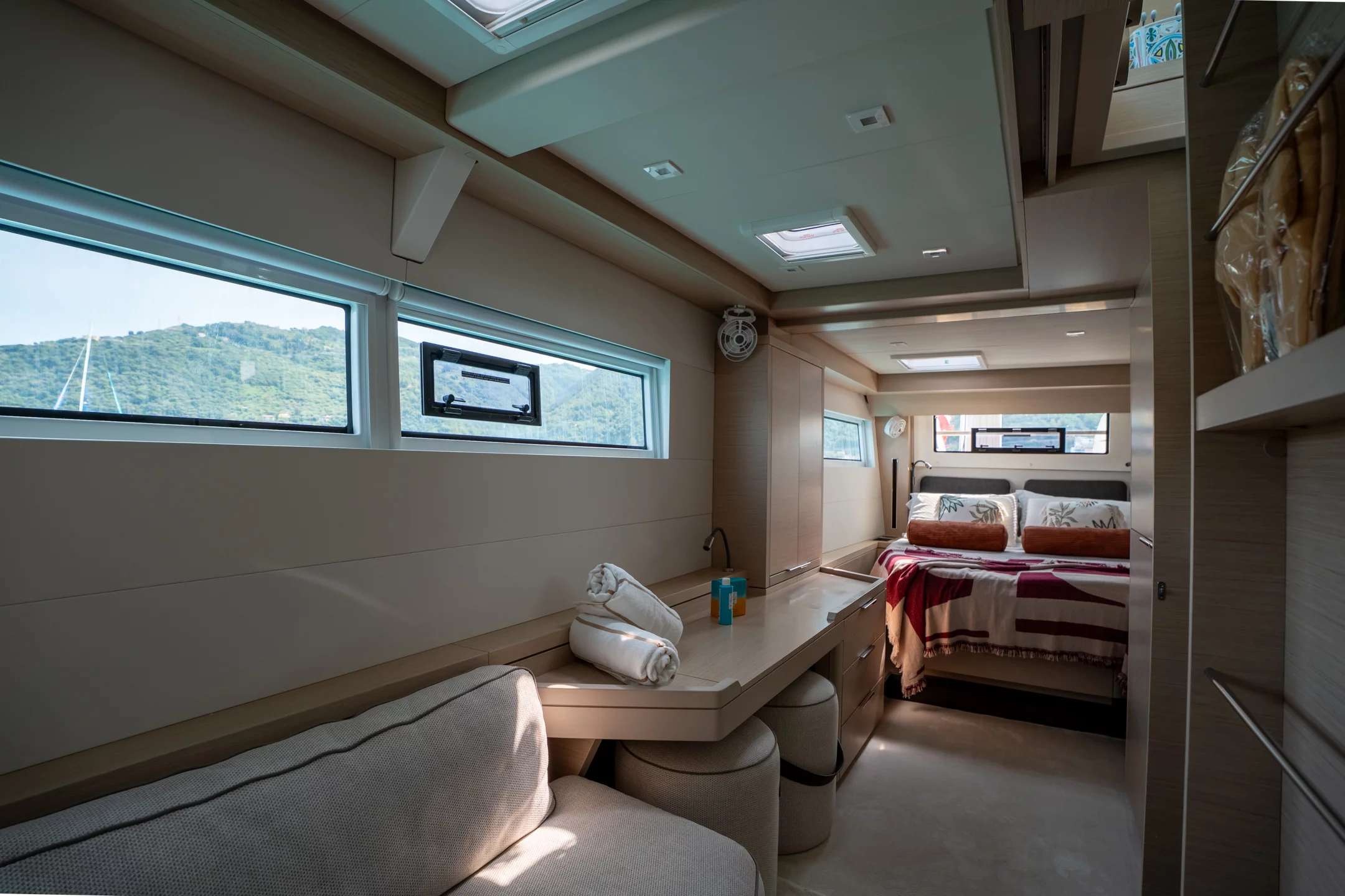 Lagoon 51 - Owner's Version (SAILUXE - Fichetto) Master cabin - 37