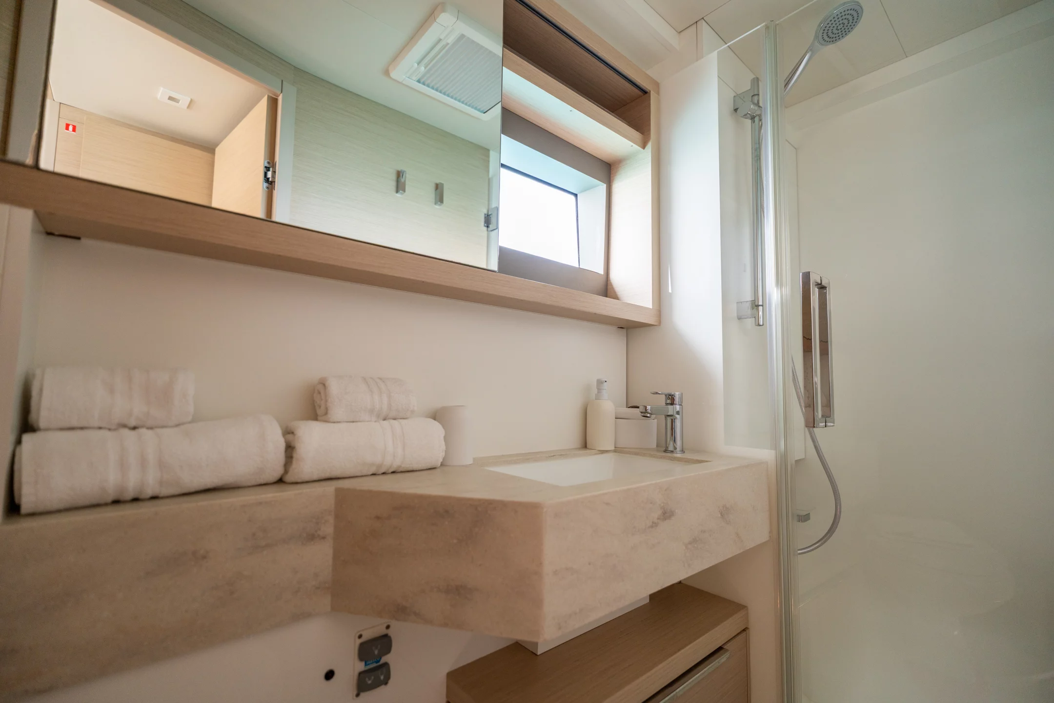 Lagoon 51 - Owner's Version (SAILUXE - Fichetto) Toilet - 16