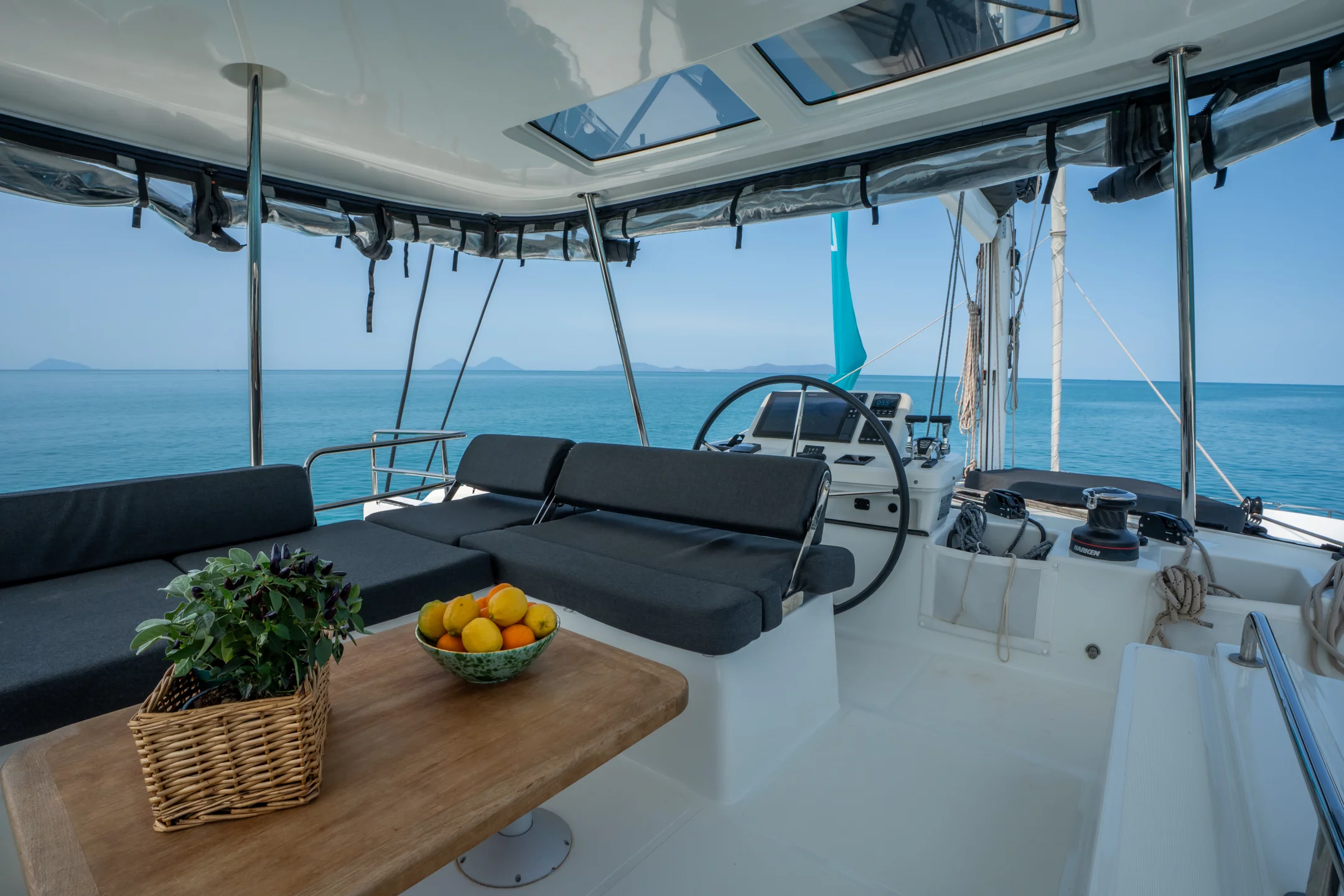 Lagoon 51 - Owner's Version (SAILUXE - Fichetto) Flybridge - 2