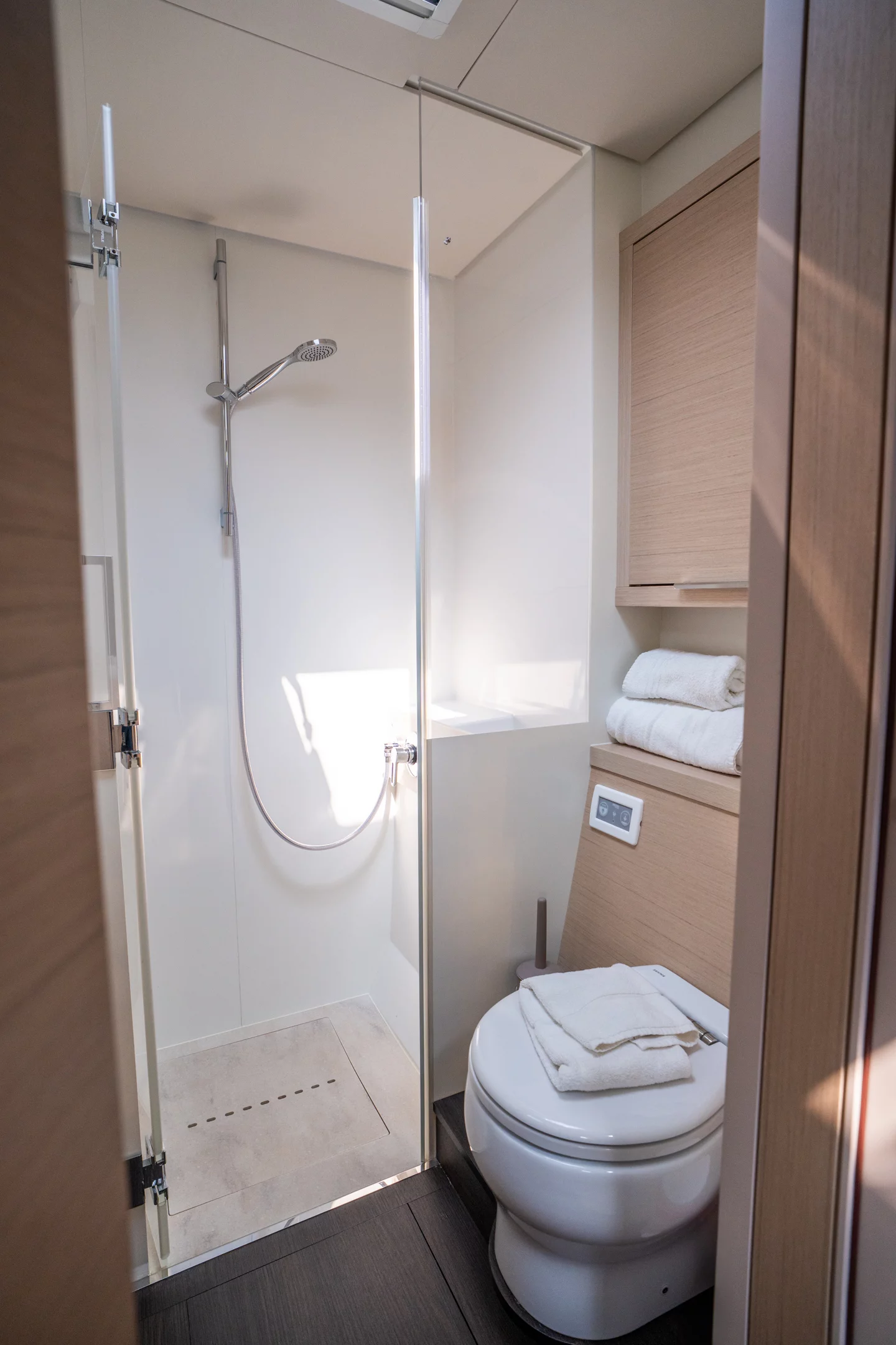 Lagoon 55 (SAILUXE - Strafico) Toilet - 39