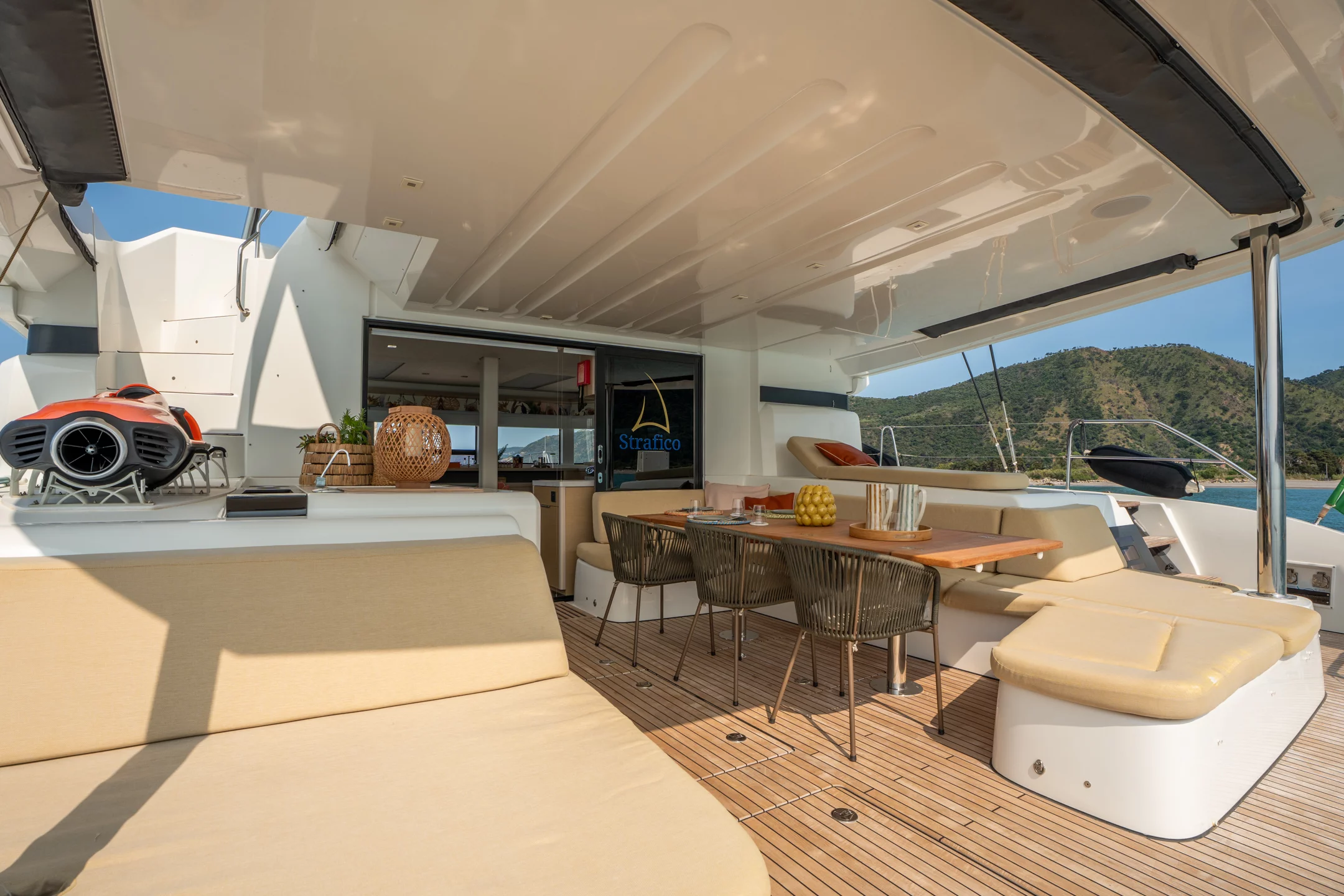 Lagoon 55 (SAILUXE - Strafico) Cockpit - 17