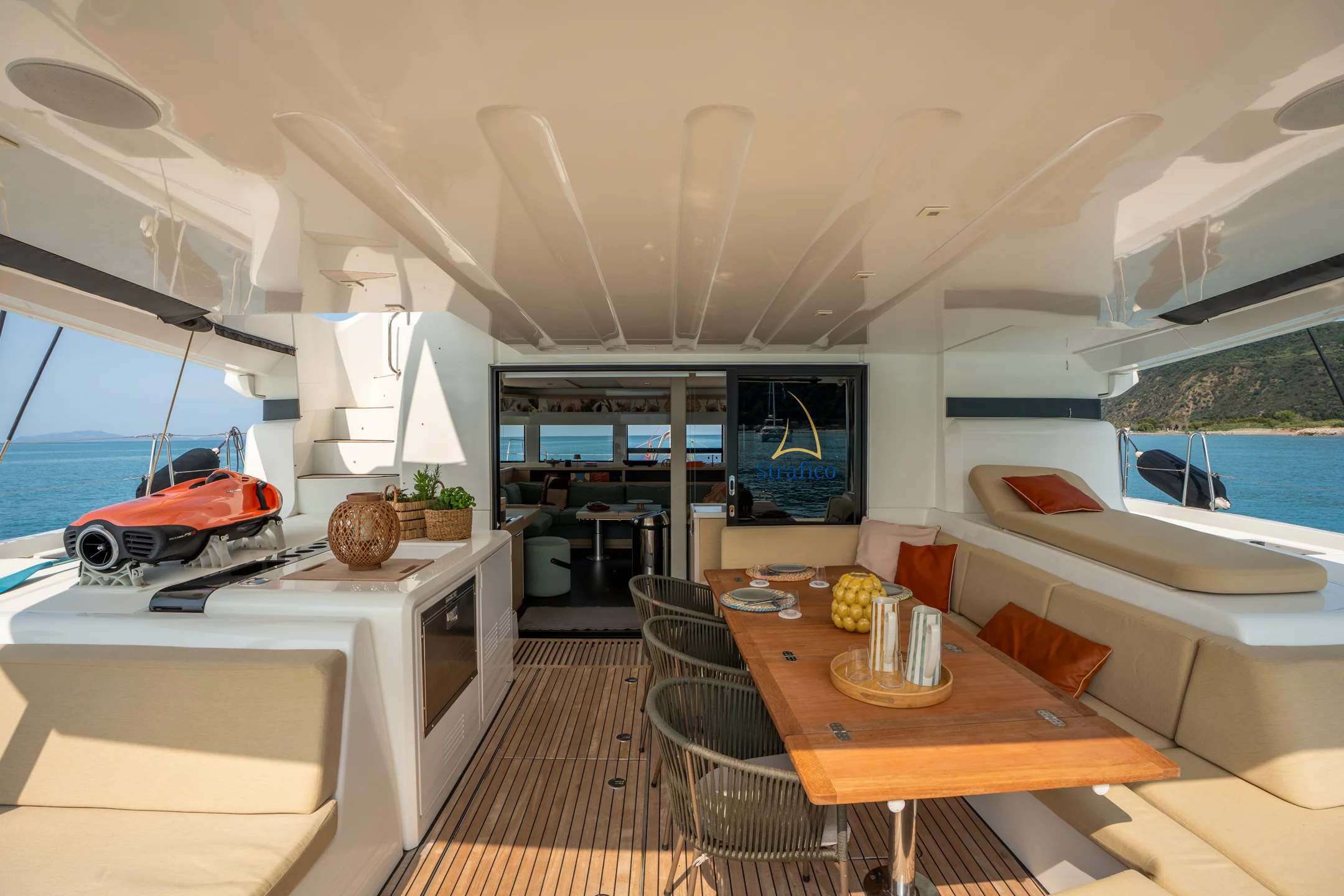 Lagoon 55 (SAILUXE - Strafico) Cockpit - 12