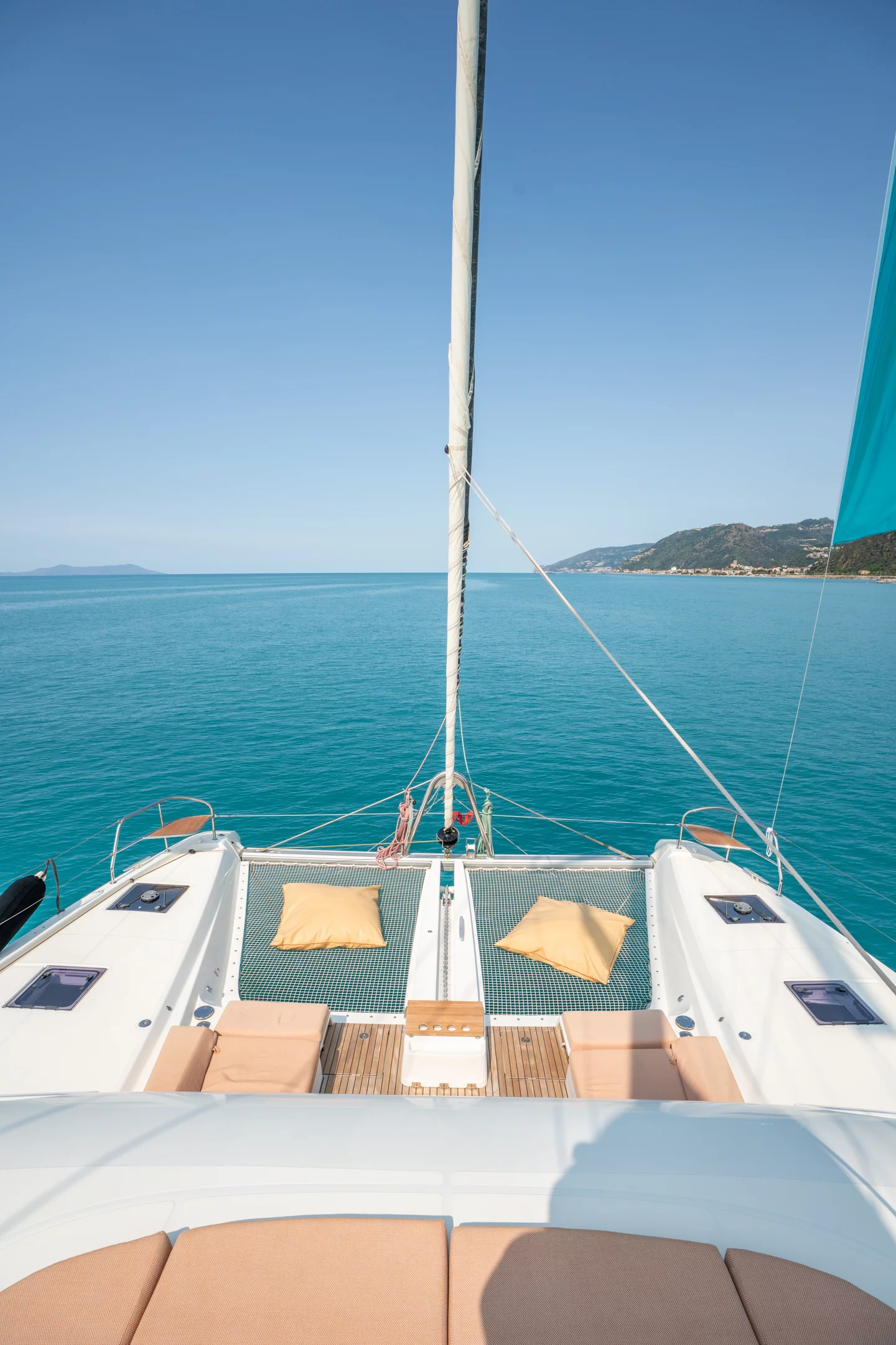Lagoon 55 (SAILUXE - Strafico) Bow - 5
