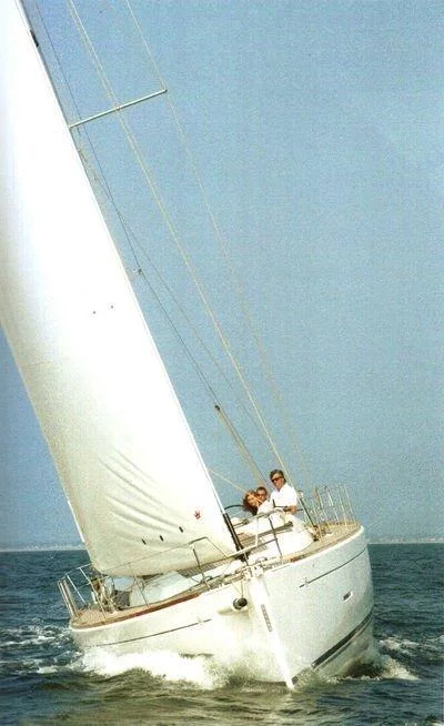 Dufour 450 GL (Dans) Sailing - 28