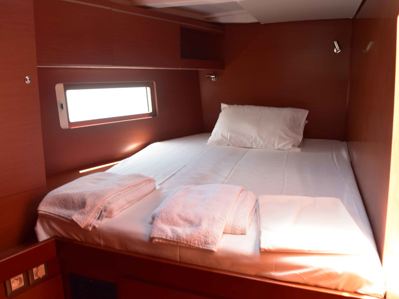 Photo #4 - Oceanis 51.1 (Euphoria) in Lavrion - 8203