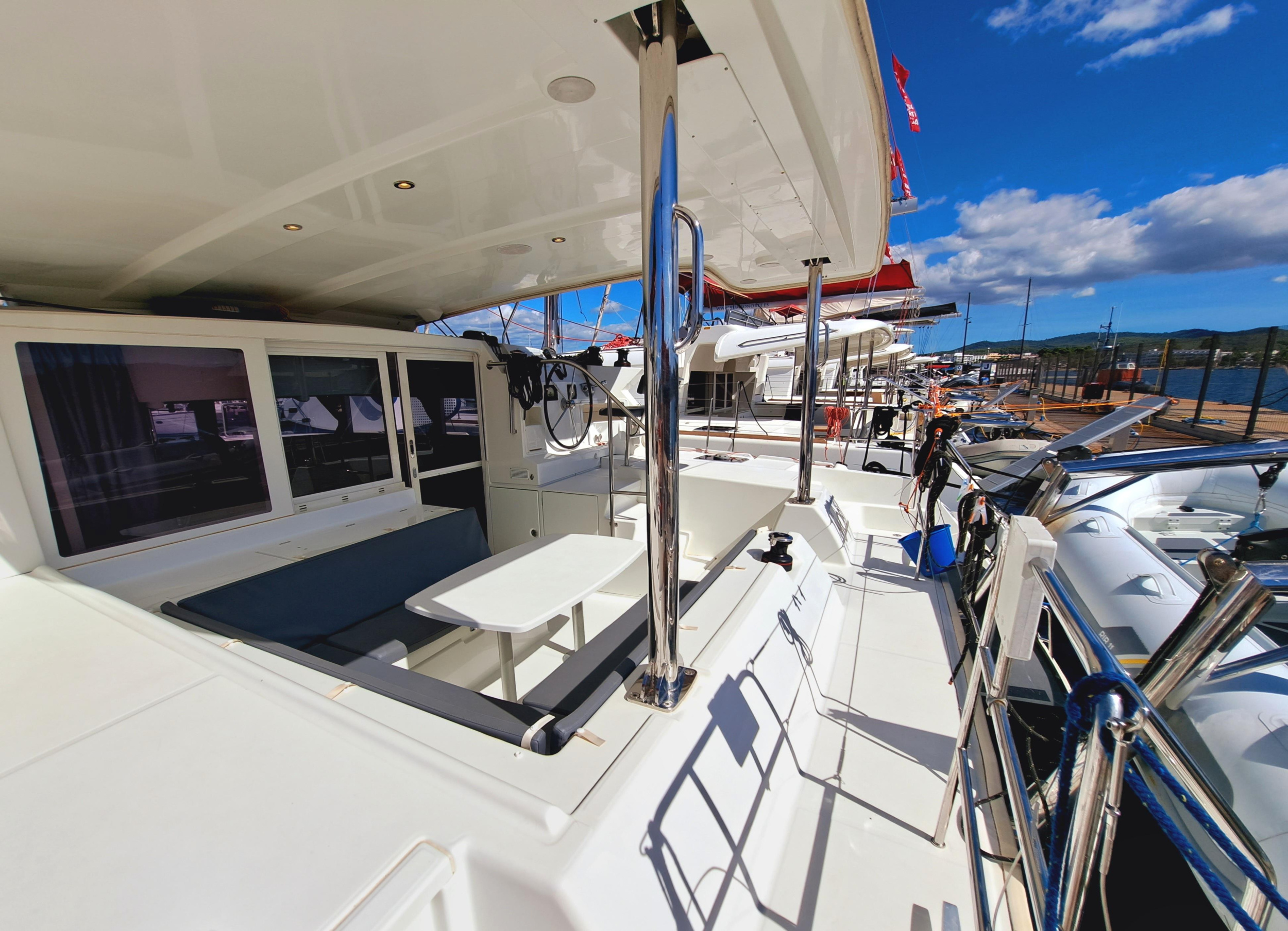 Photo #18 - LAGOON 421 (THE MOB) in Sant Antoni de Portmany - 25210