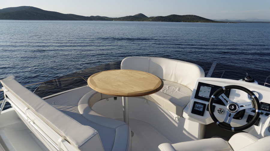 Photo #5 - Beneteau Antares 36 (SOLAVIS) en Sukosan - 18497