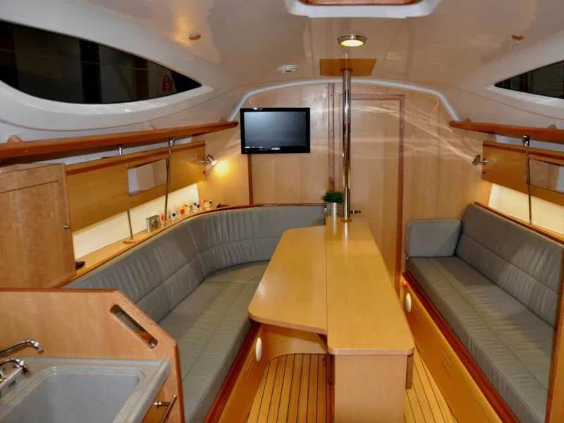 Maxus 33.1 RS Standard (SPECIAL EDITION ) Interior image - 6