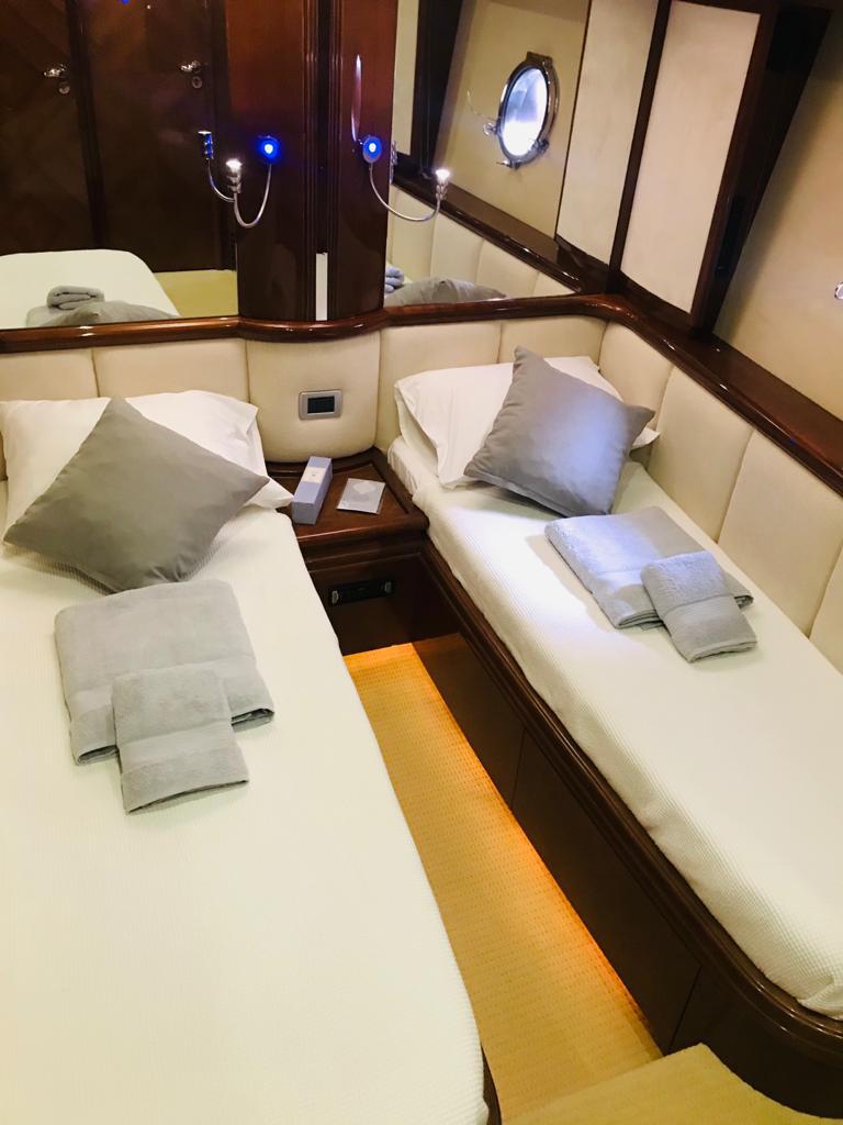 Photo #12 - Azimut 80 (Alibi) en Mykonos - 17090