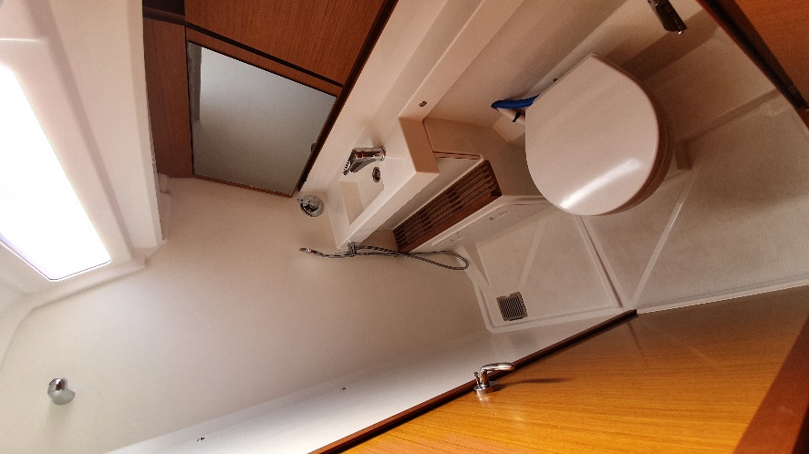 Photo #9 - Sun Odyssey 440 (XOXO) in Pomer - 12549