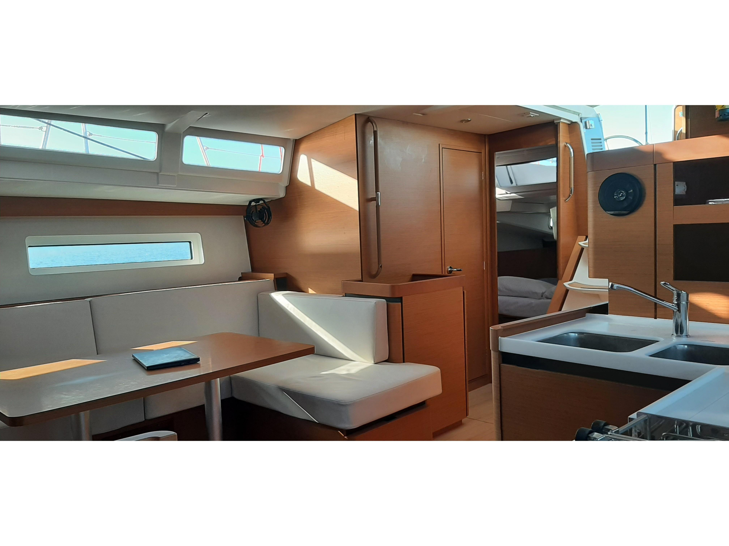 Photo #10 - Sun Odyssey 490 (Electra) in Creta - 17367