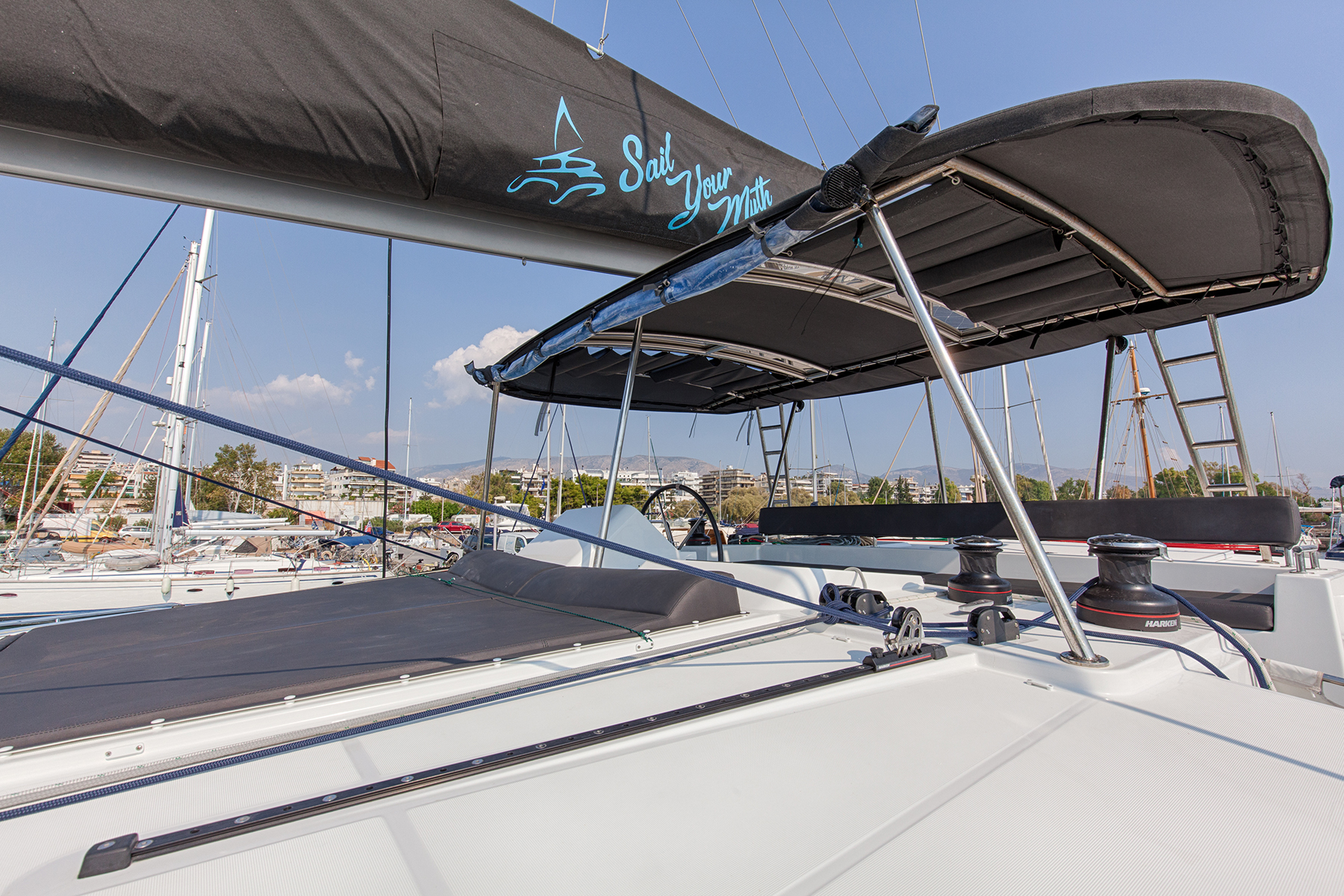 Photo #16 - Lagoon 450 Flybridge (Smile) en Athènes - 9496