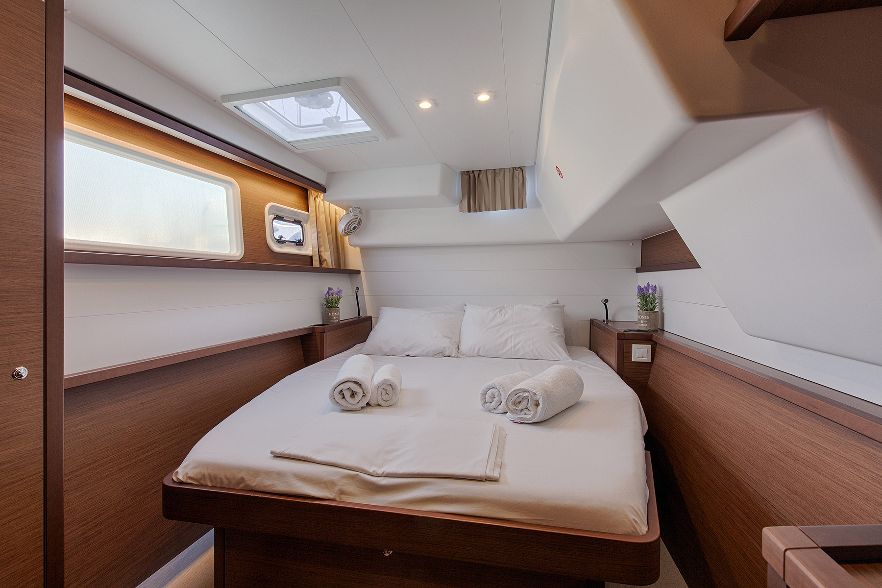 Photo #22 - Lagoon 450 Flybridge (Smile) en Athènes - 9496