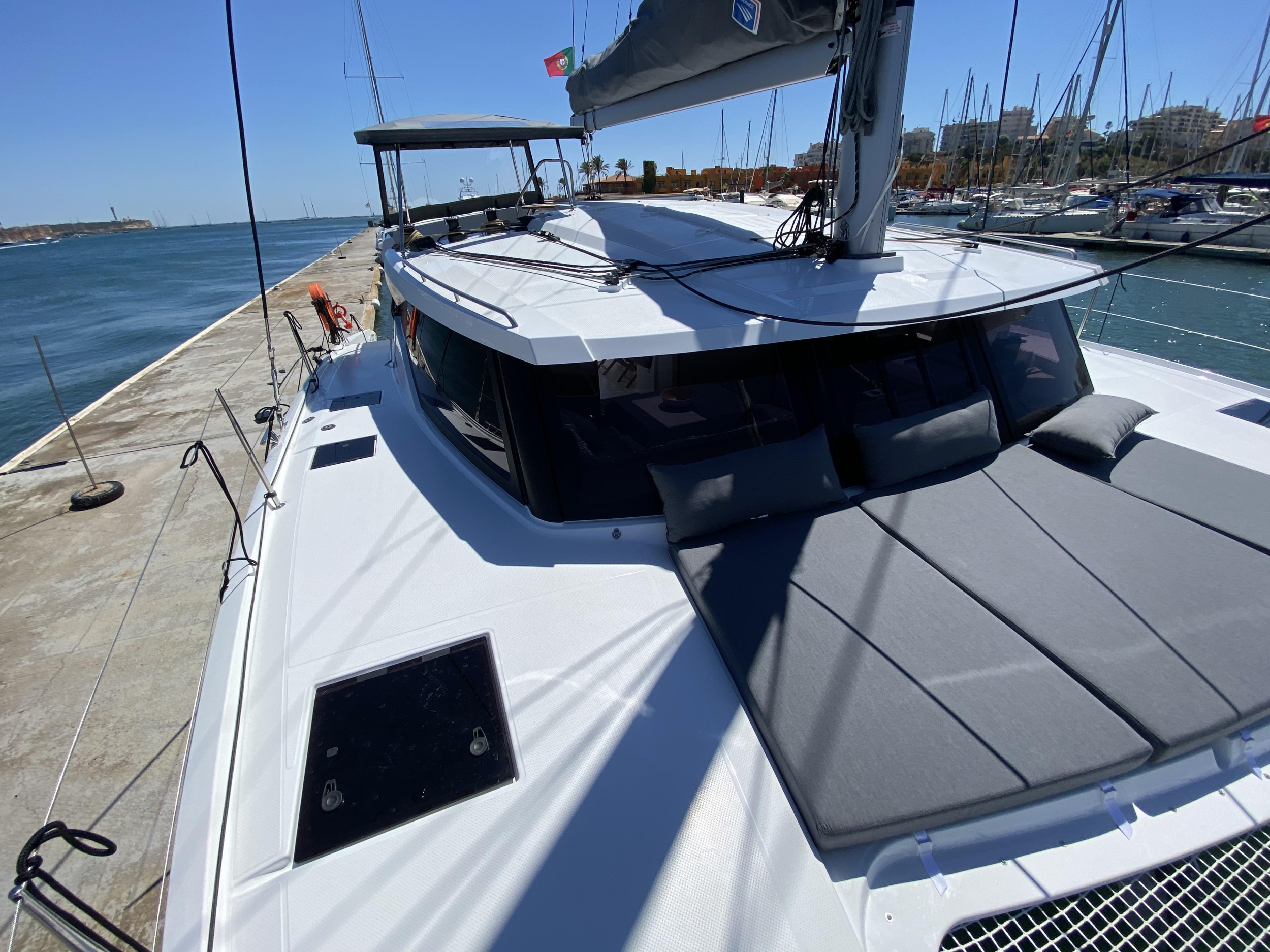 Photo #10 - Isla 40 (Foutaine Pajot ISLA 40) in Portimao - 16165