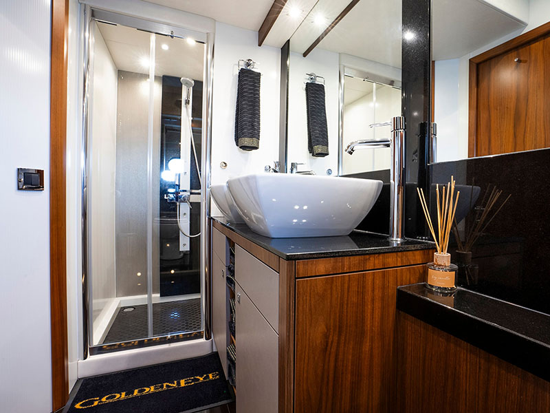 Photo #10 - Sunseeker Manhattan 73 (Goldeneye) in Sibenik - 12789