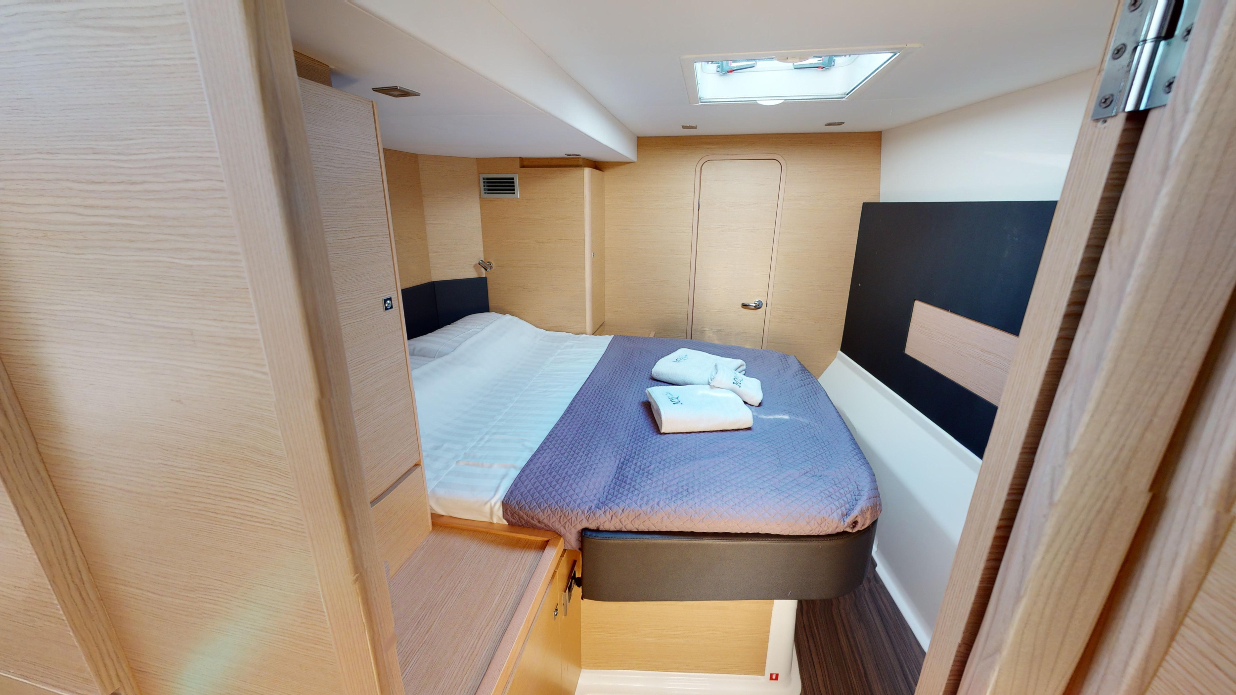Photo #7 - Dufour Catamaran 48 4c+5h (Vittoria) en Nea Moudania - 15806