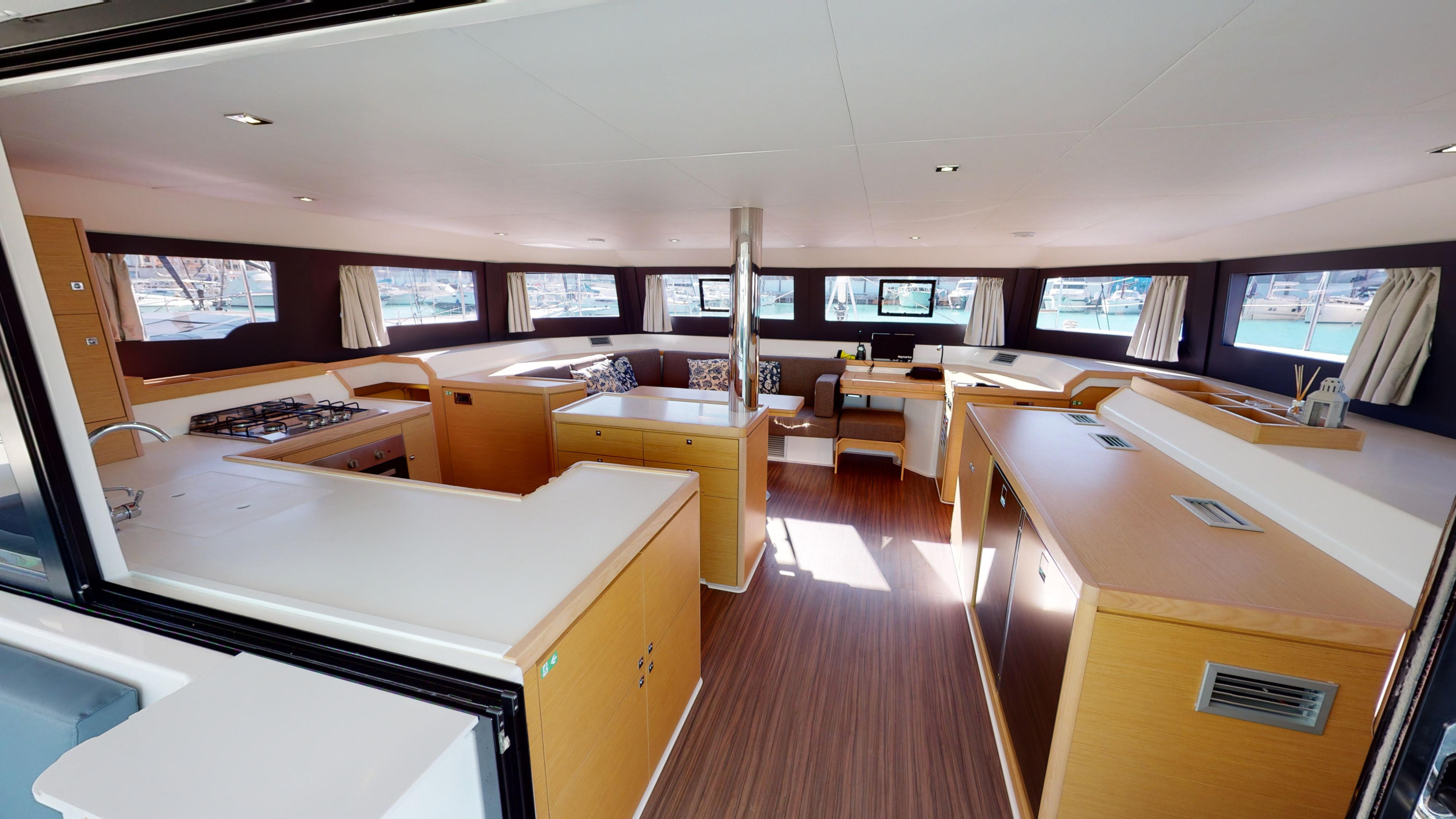 Photo #13 - Dufour Catamaran 48 4c+5h (Vittoria) en Nea Moudania - 15806