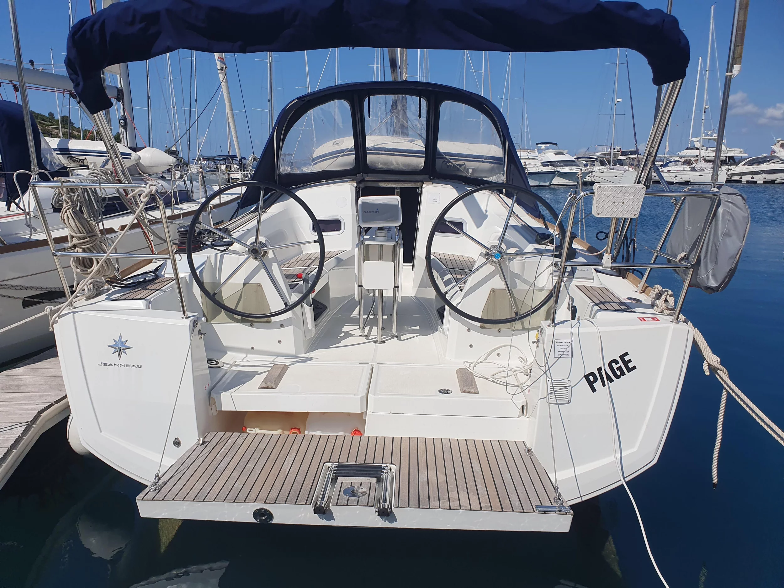 Sun Odyssey 349 (Page) Main image - 0