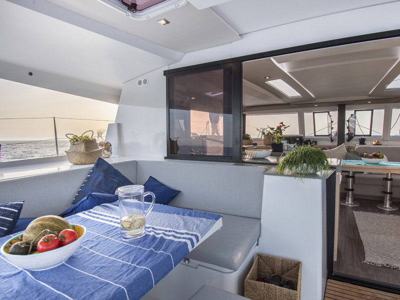 Photo #18 - Fountaine Pajot Astréa 42 (Wm-Ac in dinette-Gen-Sol.Pan) (Astrea) in Castellamare del Golfo - 12855