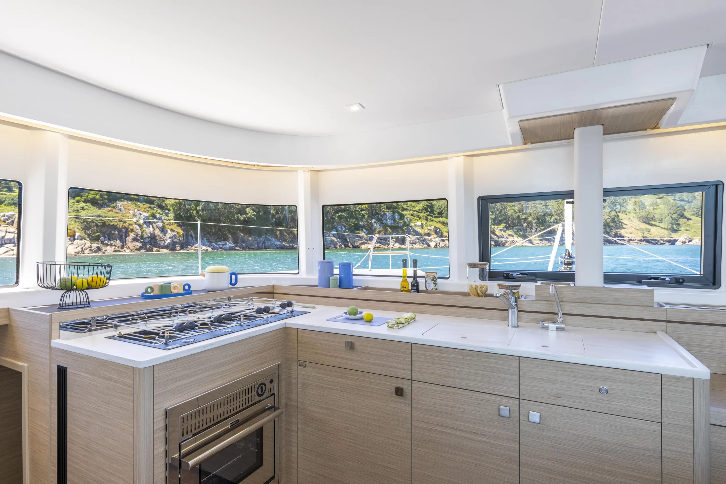 Lagoon 43 (Aurora Blue - Premium line)  - 9
