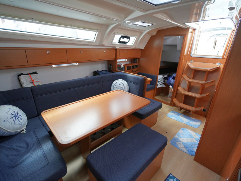 Photo #12 - Bavaria 41 Cruiser (Carlotta) in Vibo Marina - 12954