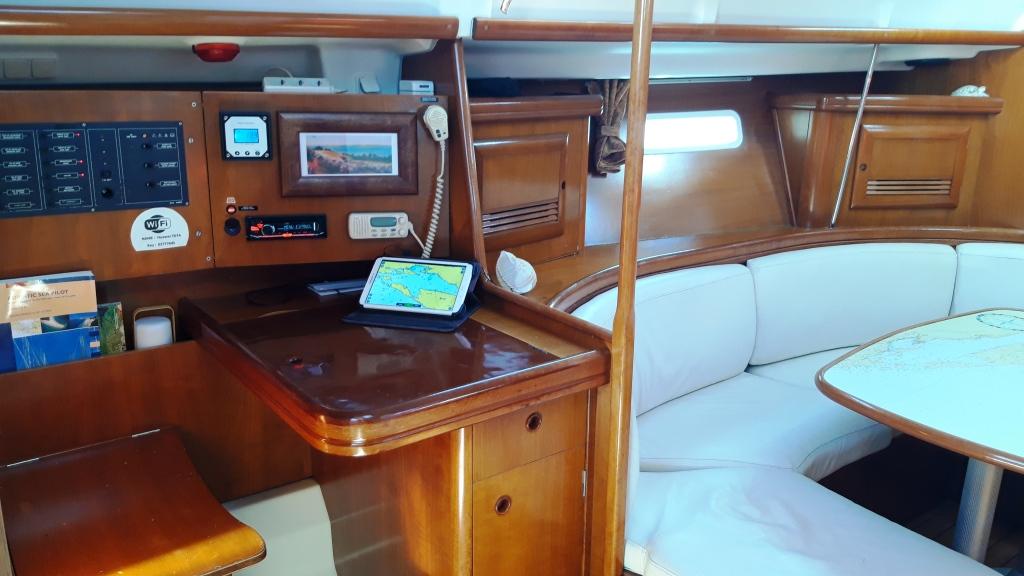 Photo #26 - Oceanis 393 Clipper (Škuribanda (refitted 2023)) en Split - 10906