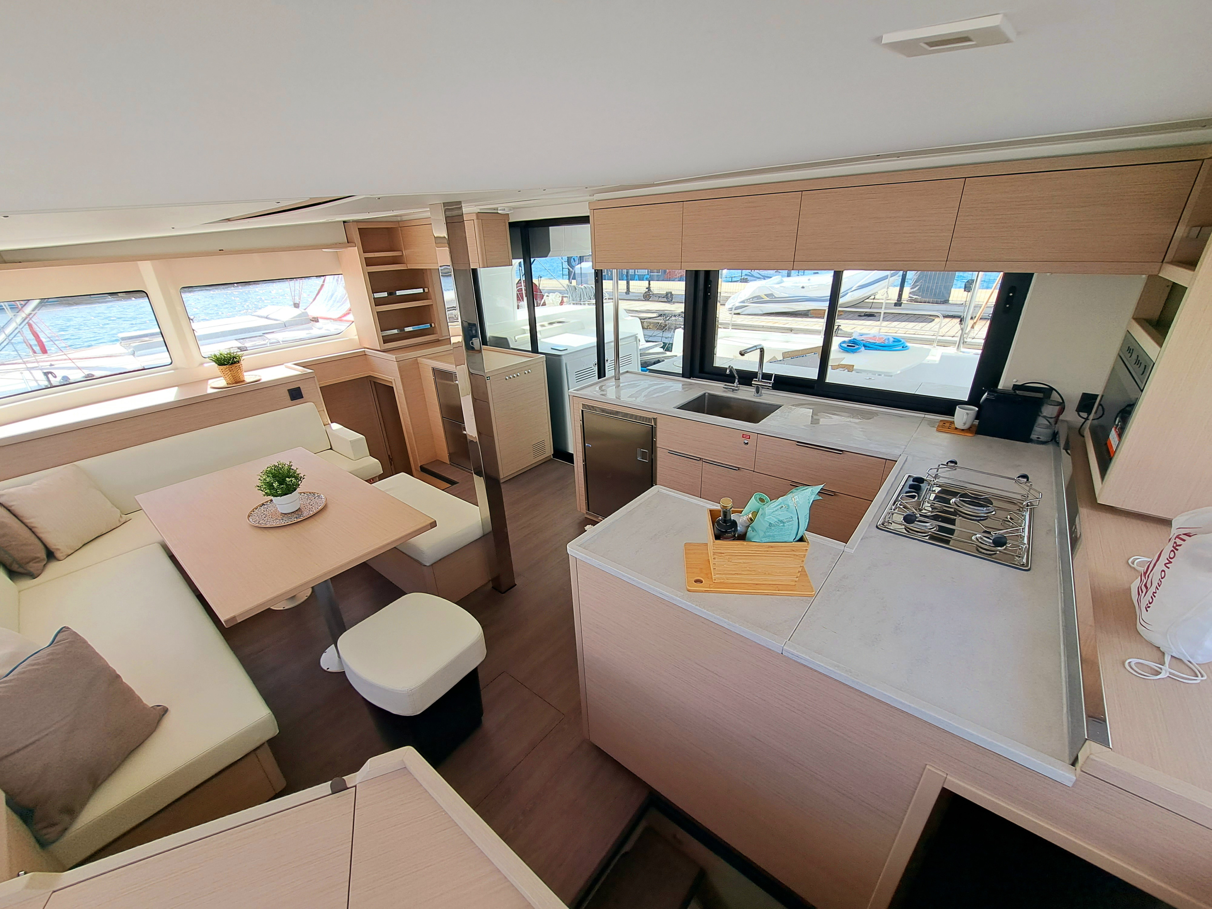 Photo #16 - LAGOON 46 / 4 CABINS (BLUE REGENERATION) in Sant Antoni de Portmany - 12623