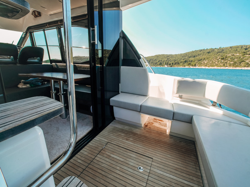 Photo #8 - Bavaria R40 FLY (Borimir) en Trogir - 8035