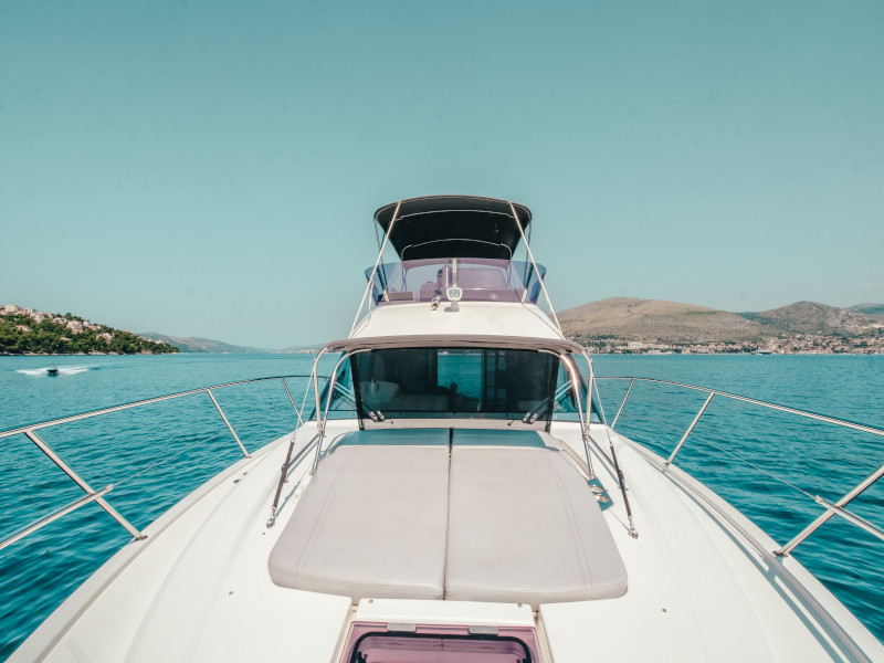 Photo #25 - Bavaria R40 FLY (Borimir) en Trogir - 8035