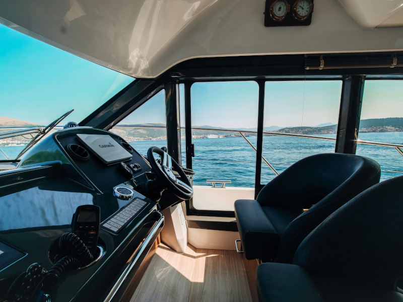 Photo #15 - Bavaria R40 FLY (Borimir) en Trogir - 8035